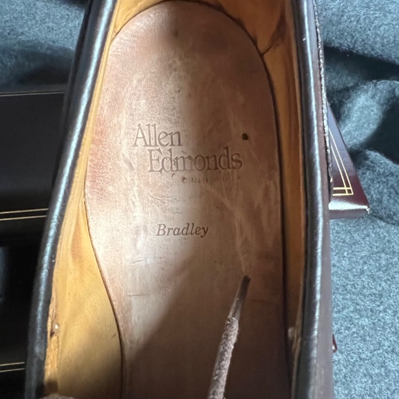 Allen Edmonds Bradley Split-Toe Oxford | Men’s 12B | Chili Brown | Made in USA main image 7